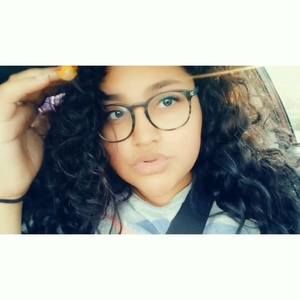 Meet your Posher, Karla